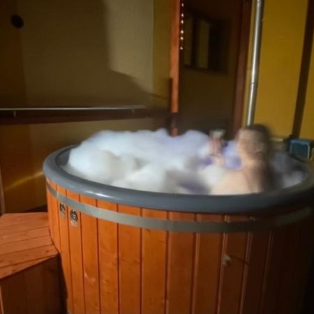 Privat U Zdenky Hotel Твърдошин Екстериор снимка
