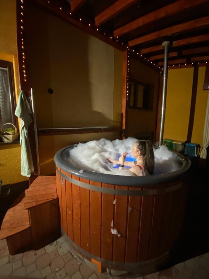 Privat U Zdenky Hotel Твърдошин Екстериор снимка