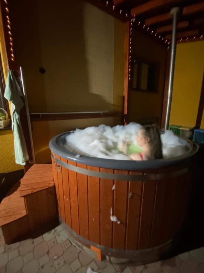 Privat U Zdenky Hotel Твърдошин Екстериор снимка